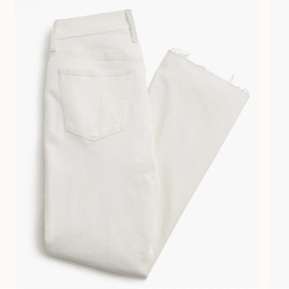 J Crew Curvy mid-rise flare crop jean in signature stretch
